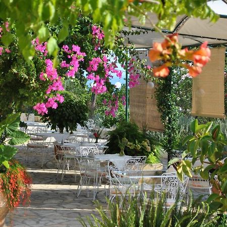 Hotel Helios Splendid Mpoukaris Dış mekan fotoğraf
