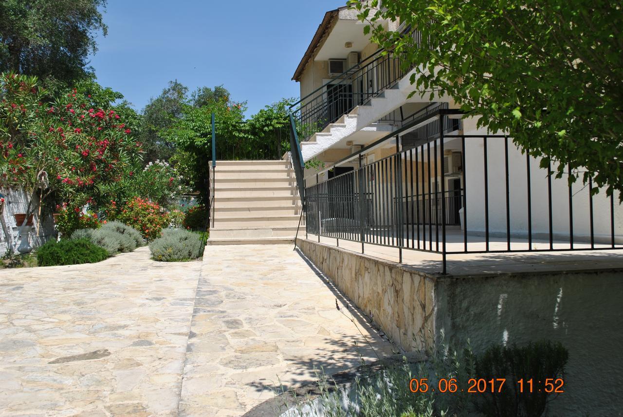 Hotel Helios Splendid Mpoukaris Dış mekan fotoğraf