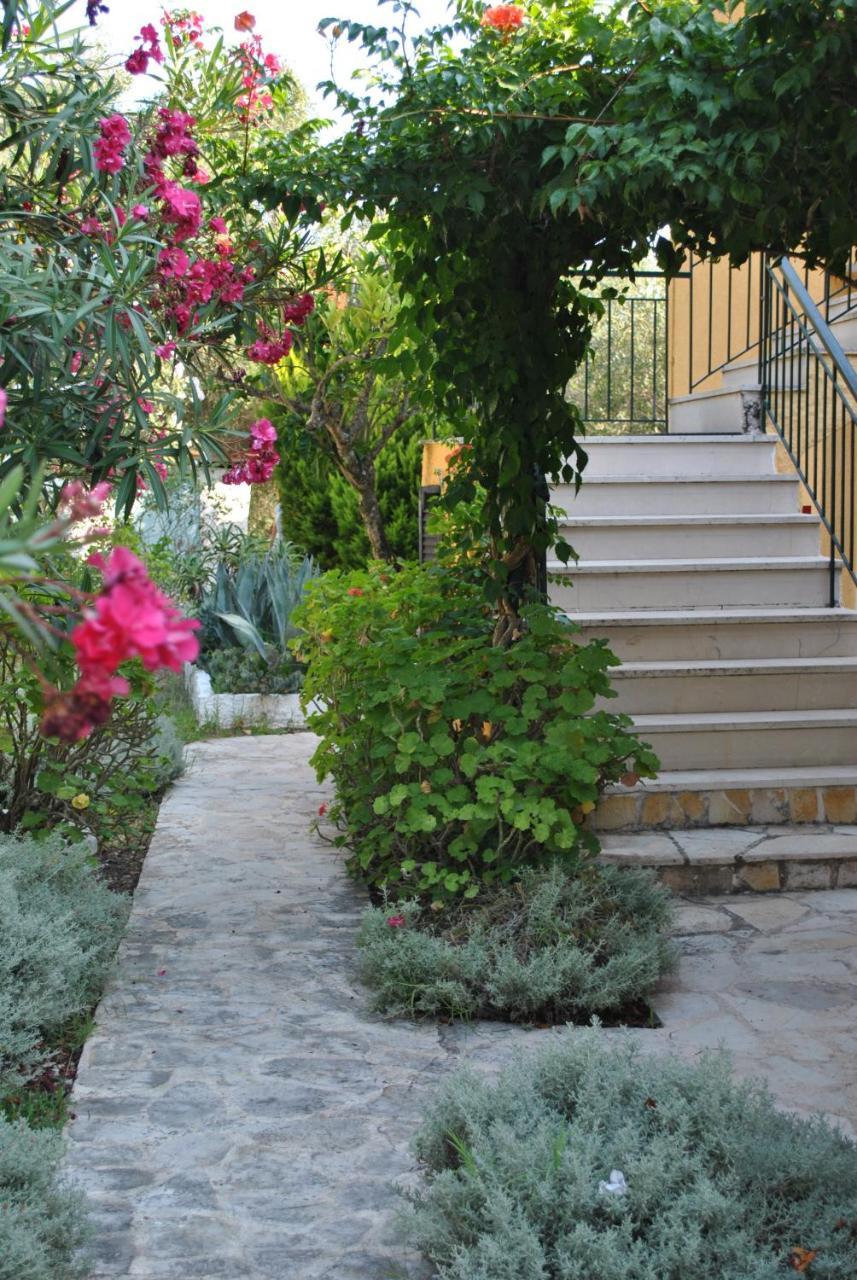 Hotel Helios Splendid Mpoukaris Dış mekan fotoğraf